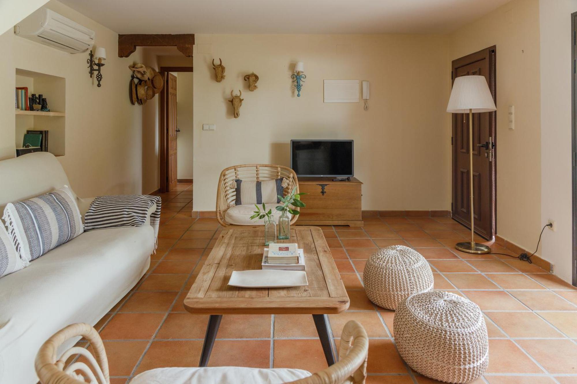 Casa Rural en Candeleda con piscina y un maravilloso jardín Exterior foto