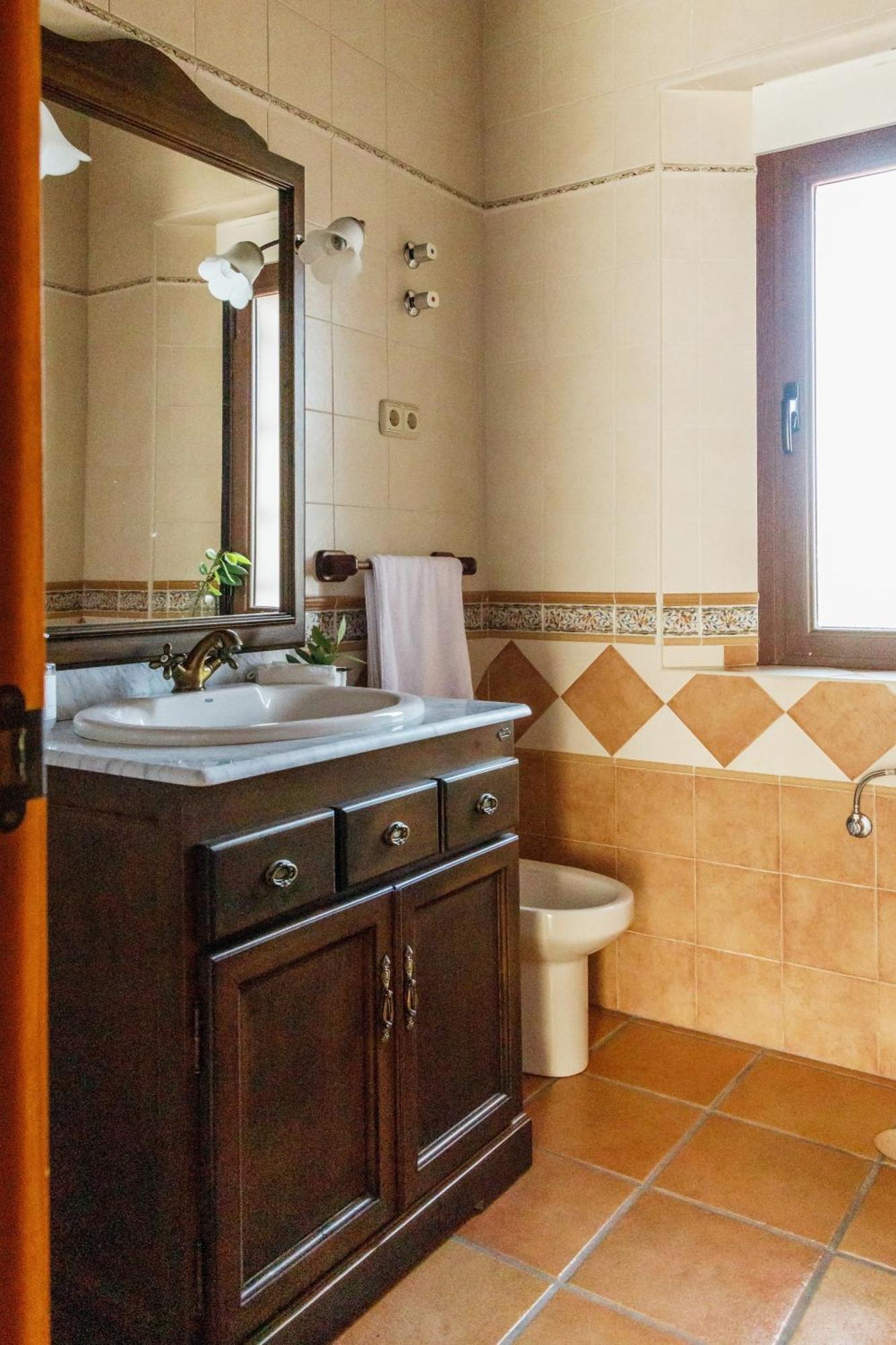 Casa Rural en Candeleda con piscina y un maravilloso jardín Exterior foto
